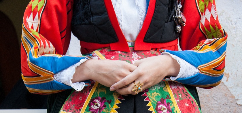 Orgosolo - Costume tradizionale (foto Archivio Aspen - Mira Sardegna)