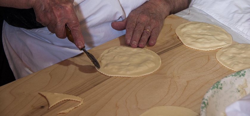 Onanì, sebadas (Archivio Aspen - Mira Sardegna)