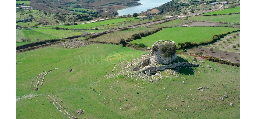 Isili, Nuraghe Is Paras