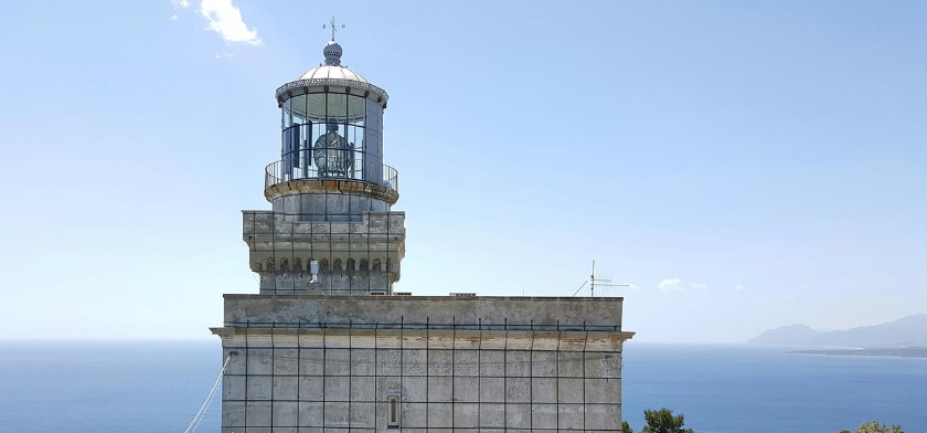 Faro di Capo Bellavista (Foto Archivio CCIAA - A. De Murtas)