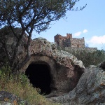 Galtellì, Domus de Janas (foto Comune di Galtellì, R. Brotzu)