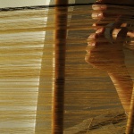 Orgosolo, tessitura a telaio della seta (foto Archivio Aspen - R. Brotzu)