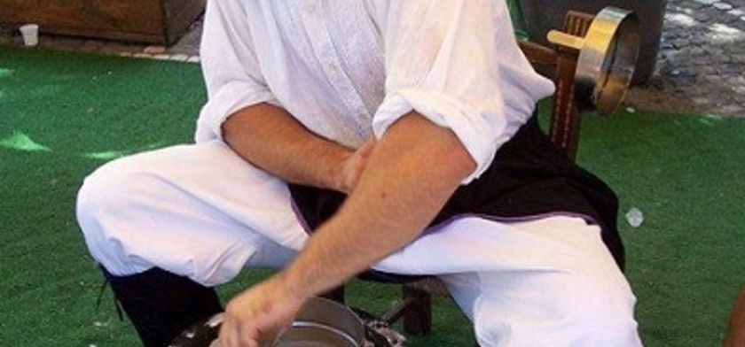 Aritzo, ditta FLORIS FRANCESCO "SA CARAPIGNA" di ARITZO