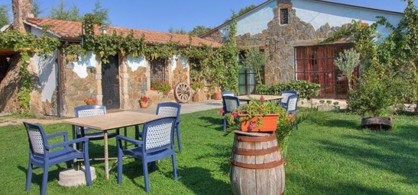 Orgosolo, Sandalion servizi turistici