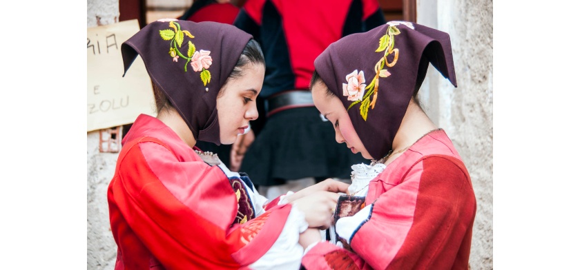 Orotelli, abito tradizionale (Foto Archivio Aspen - Mira Sardegna)